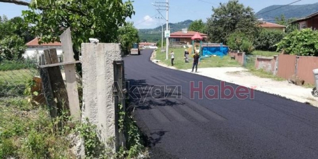 Akyazı Şerefiyede yollar daha güzel