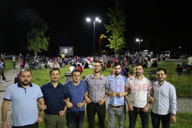 AKYAZI SEVDi BU iŞi !