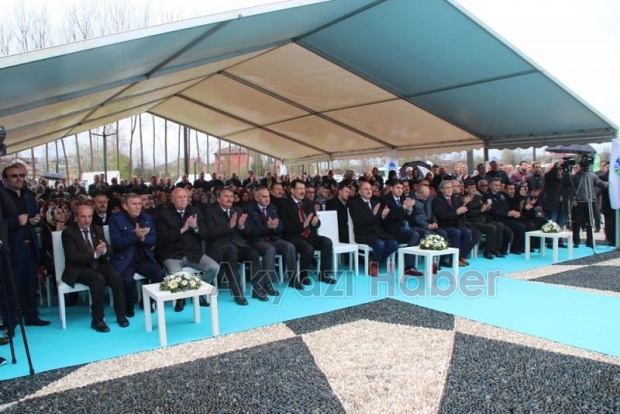 Akyazı Sosyal Gelişim Merkezi Törenle Açıldı