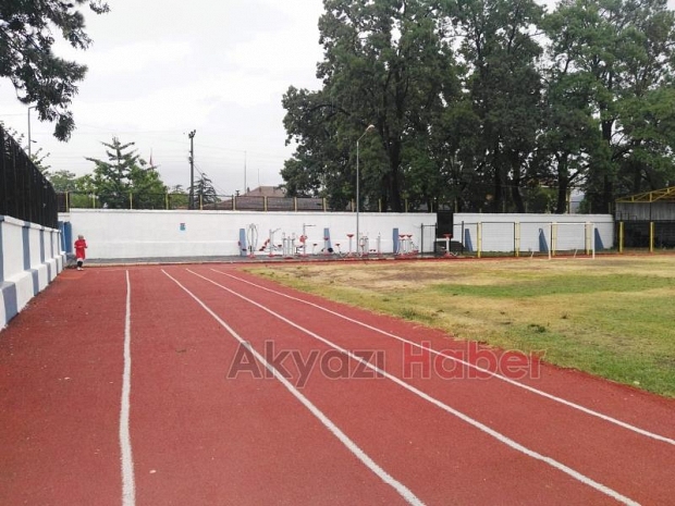 Akyazı Stadyumu ve Atatürk Spor Salonu bakıma alındı