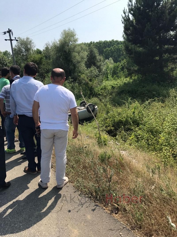 Akyazı TEM Gişelerinde Trafik Kazası