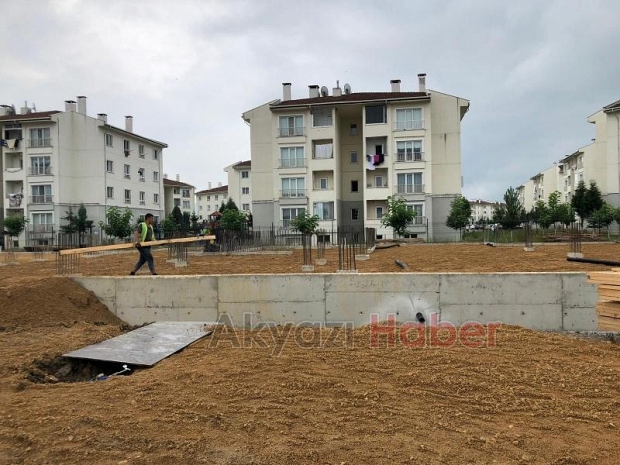 Akyazı TSO TOBB ortaokulu temeli törenle atıldı