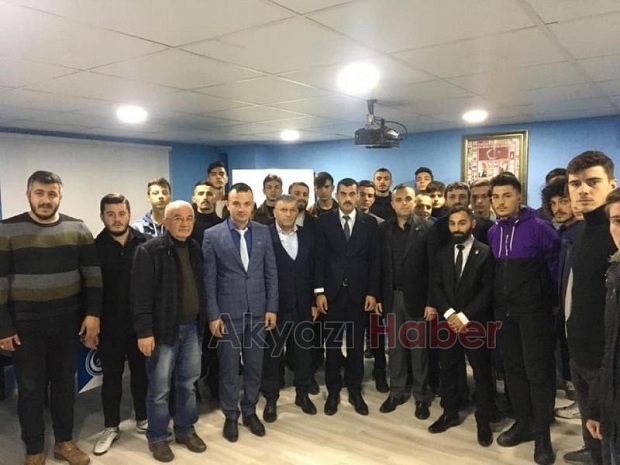 Akyazı Ülkü Ocakları İlçe Başkanlığında Devir Teslim