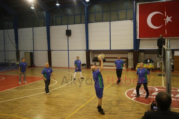 Akyazı Voleybol Turnuvası Maçları Başladı