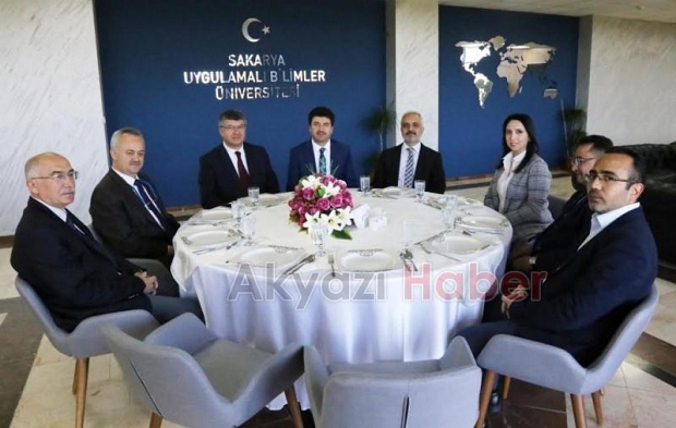Akyazıya Sağlık Fakültesi Bünyesinde 5 Bölüm Açılacak