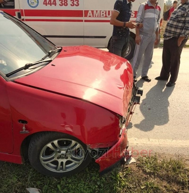 Akyazı Yağcılar Yolunda Trafik Kazası