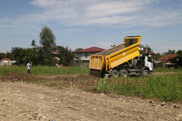 AKYAZI YENİ ŞEHİR PLANLARI İLE GELİŞİYOR