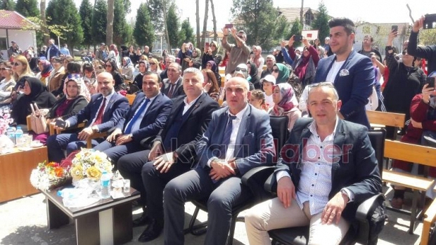 Akyazıda 23 Nisan Coşkuyla kutlandı