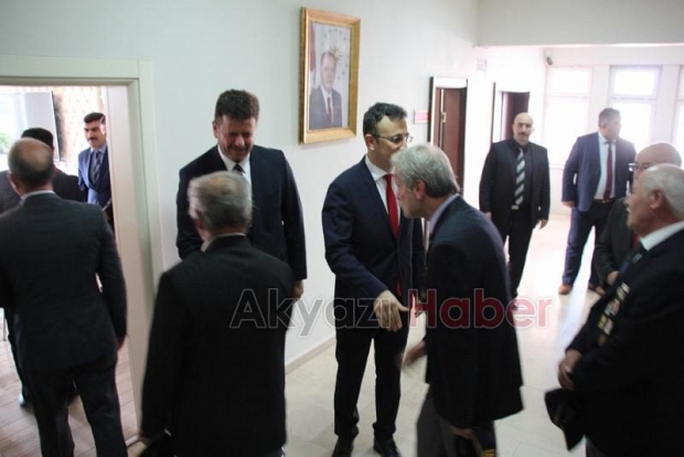 Akyazıda 29 Ekim Coşkusu