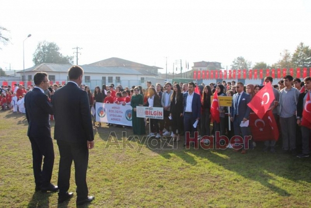 Akyazıda 29 Ekim Coşkusu