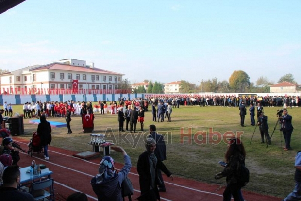 Akyazıda 29 Ekim Coşkusu