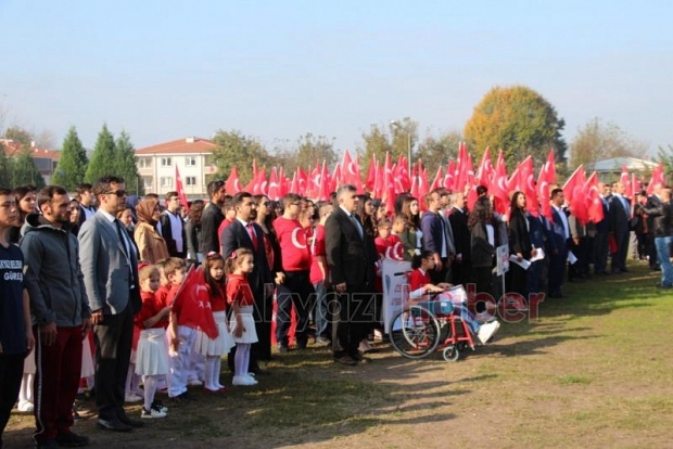 Akyazıda 29 Ekim Coşkusu