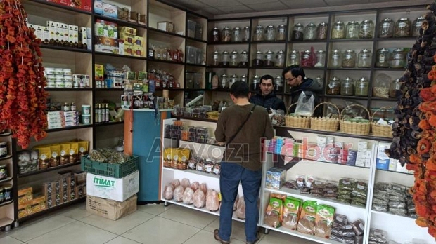 Akyazıda Aktarlarda Coronavirüs yoğunluğu
