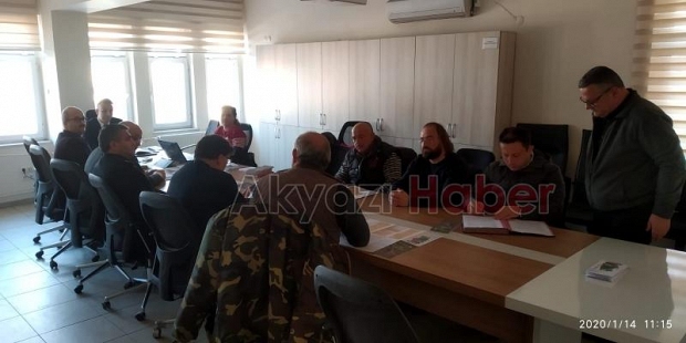 Akyazıda av komisyonu toplandı