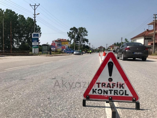 Akyazıda Bayram Denetimleri Arttı