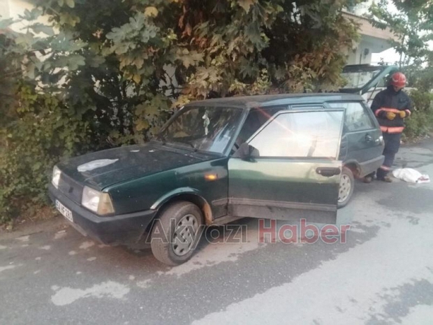 Akyazı’da Gaz Kaçıran Otomobil Korku Dolu Anlar Yaşattı