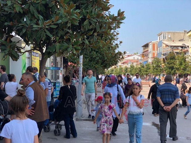 Akyazıda Kurban Bayramı Yoğunluğu