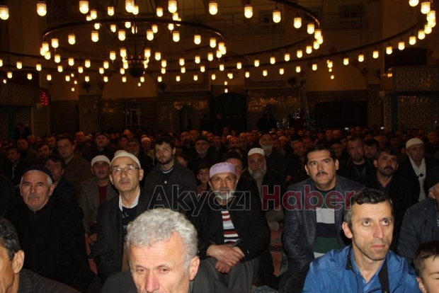 Akyazı’da Regaip Kandili Çoşkusu
