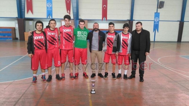 Akyazı’da şampiyon Konuralp 