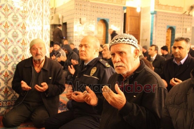 Akyazıda Şehitler İçin Hatim ve Dualar Okundu