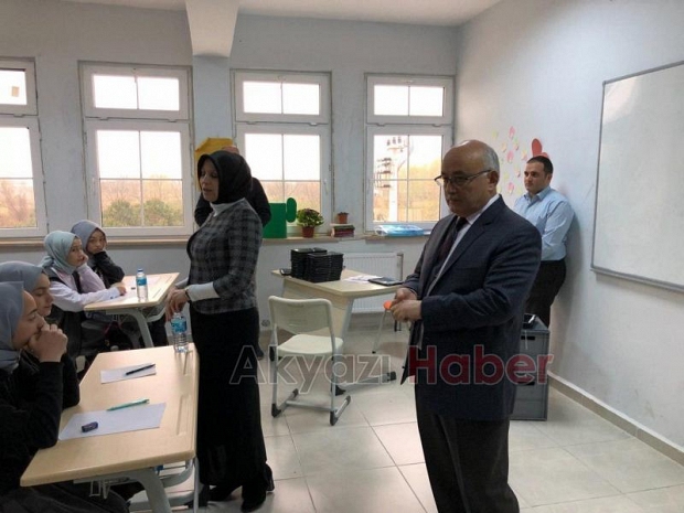 Akyazıda TIMSS sınavı yapıldı