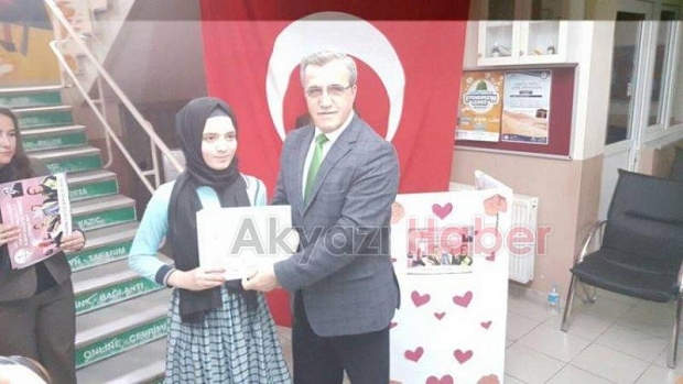 Akyazıda Yarıyıl Tatil Karne Töreni