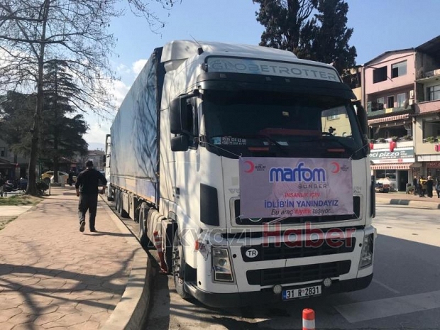 Akyazıdan İdlibe  2 Tır Gönderildi
