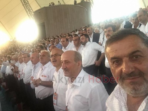 Akyazılı Ak Partililer 16.Yaşı Kutladı
