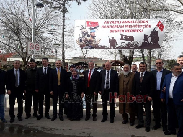 Akyazılı Annelerden Mehmetçik’e Destek