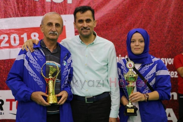 Akyazılı Badmintoncu Türkiye Şampiyonu Oldu