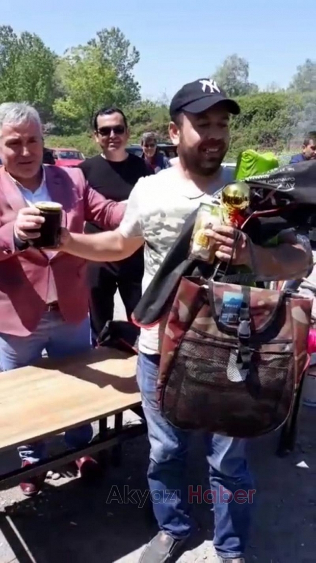 Akyazılı avcılar turna avında birinci oldu