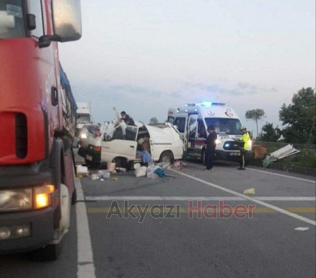 Akyazılı çift feci kazada öldü