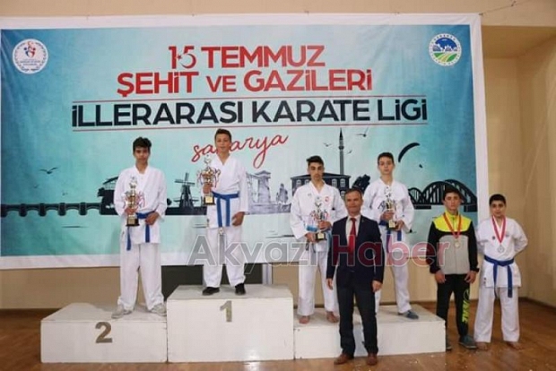   Akyazılı Karatecilerden 6 Birincilik
