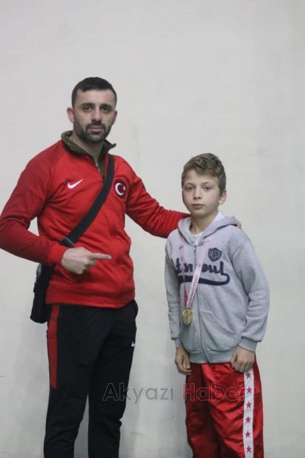 Akyazılı Kick Boks'çular Seçmelere damga vurdu