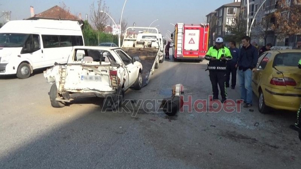 Akyazılı Plaka Düzcede kazaya karıştı