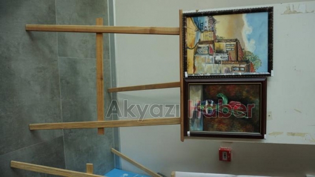 Akyazılı ressamın sergisi açıldı