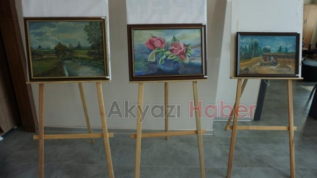 Akyazılı ressamın sergisi açıldı