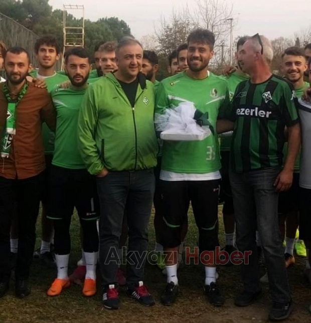 Akyazılı Tatangalar Grubundan Sakaryaspora Destek