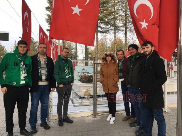 Akyazılı Tatangalardan Ömer Halisdemire ziyaret