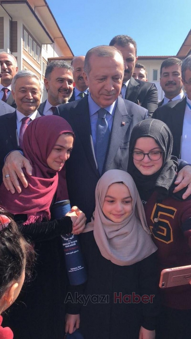 Akyazılı Üç Kardeşin Cumhurbaşkanı Sevgisi