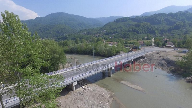 Akyazıya İki Yeni Köprü