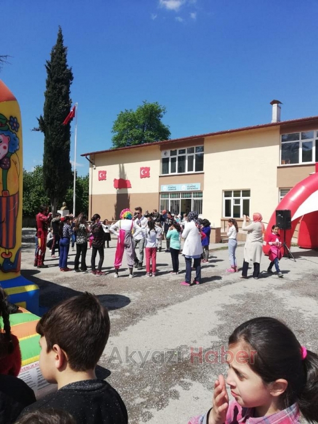 Alaağaçta Çocuk Şenliği düzenlendi
