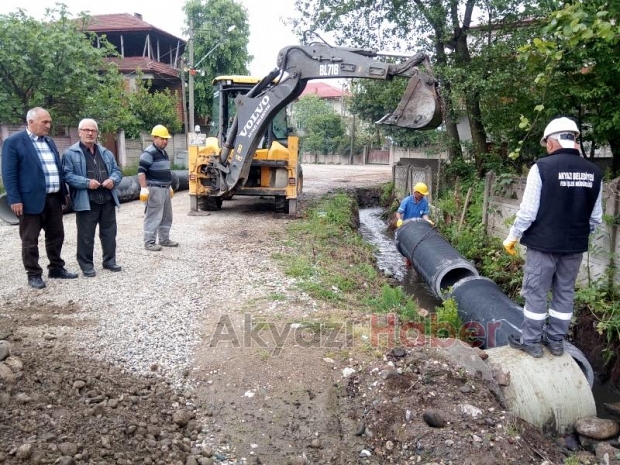 ALT YAPI ÇALIŞMALARI KÜÇÜCEK MAHALLESİNDE HIZ KAZANDI