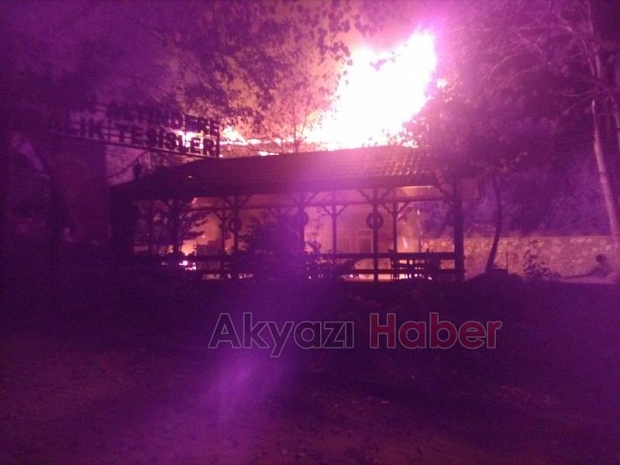 Altınderede Alevli Gece