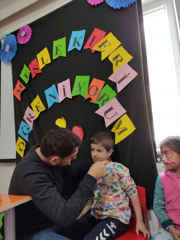 Anasınıfı öğrencilerine Meslek tanıtımı yapıldı