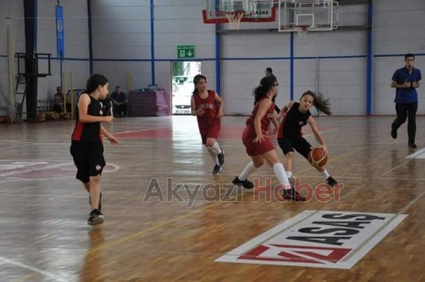 ASAŞ Basketbol hazırlık maçlarında göz doldurdu