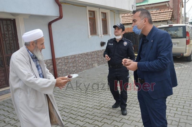 Asım Safitürkün emekli maaşı teslim edildi