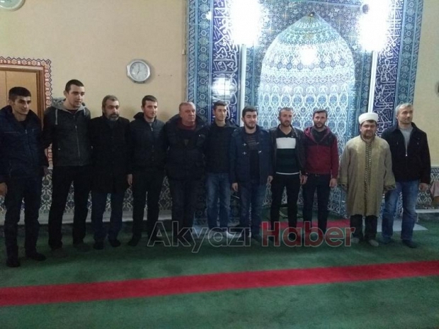   Askere Gidecek Gençler İçin Kuran Okutuldu