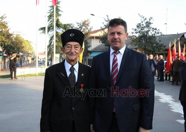 ATATÜRKÜN VEFATININ 81 YILI TÖRENLE ANILDI