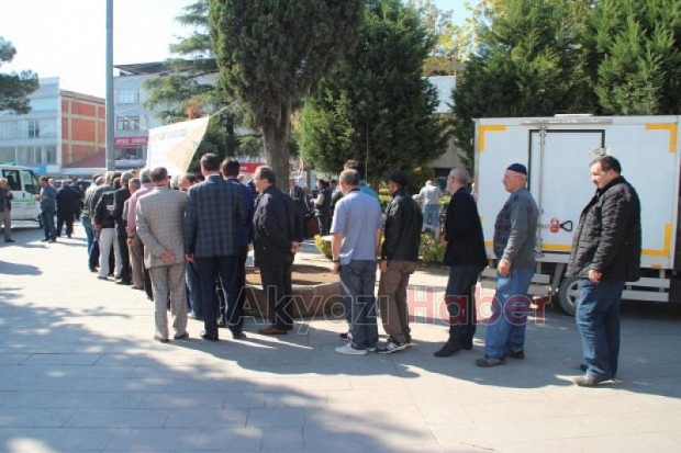 ATSO Vatandaşlara Aşure Dağıttı